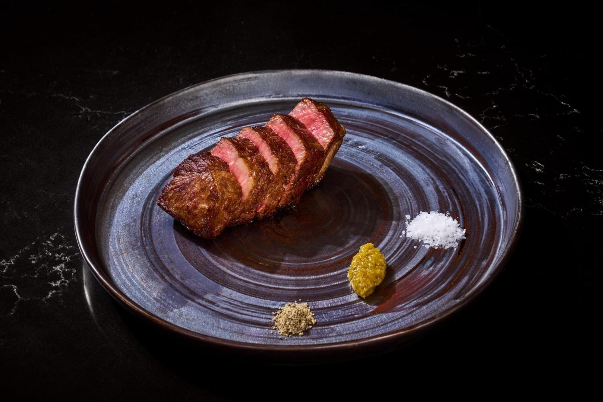 W Singapore - Sentosa Cove Buitenkant foto A steak